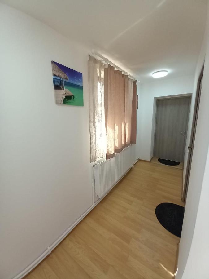 Camere In Regim Hotelier Braşov Exteriör bild